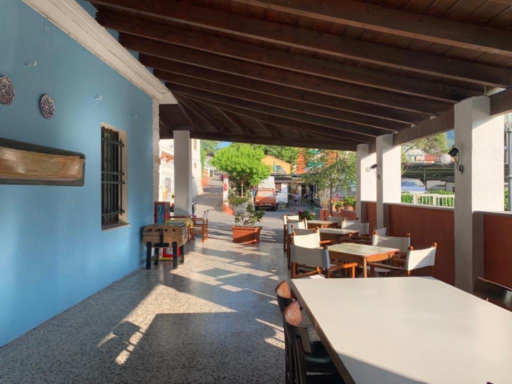 Parco Vacanze E Appartamenti Pfirsich Borghetto Santo Spirito Luaran gambar